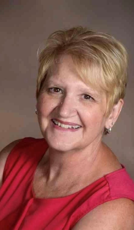 Beth Garin Tomlinson ’76