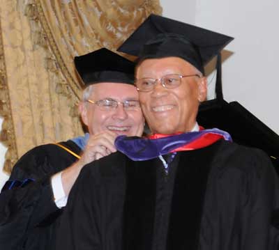 Sir Arthur Foulkes, Governor-General of the Commonwealth of the Bahamas, was awarded an honorary Doctor of Laws