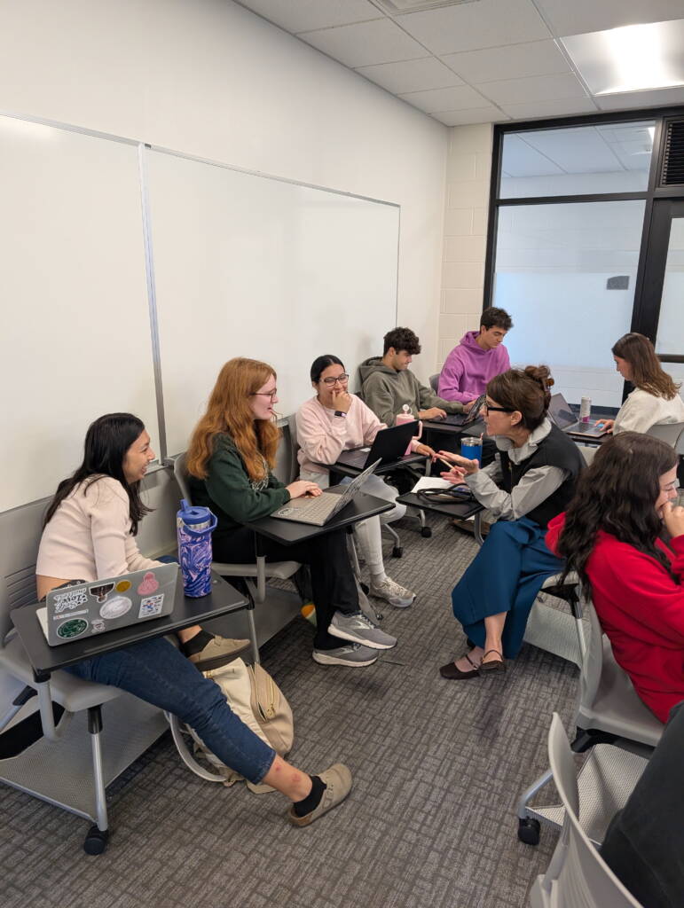 New class examines issues surrounding gender in the workplace