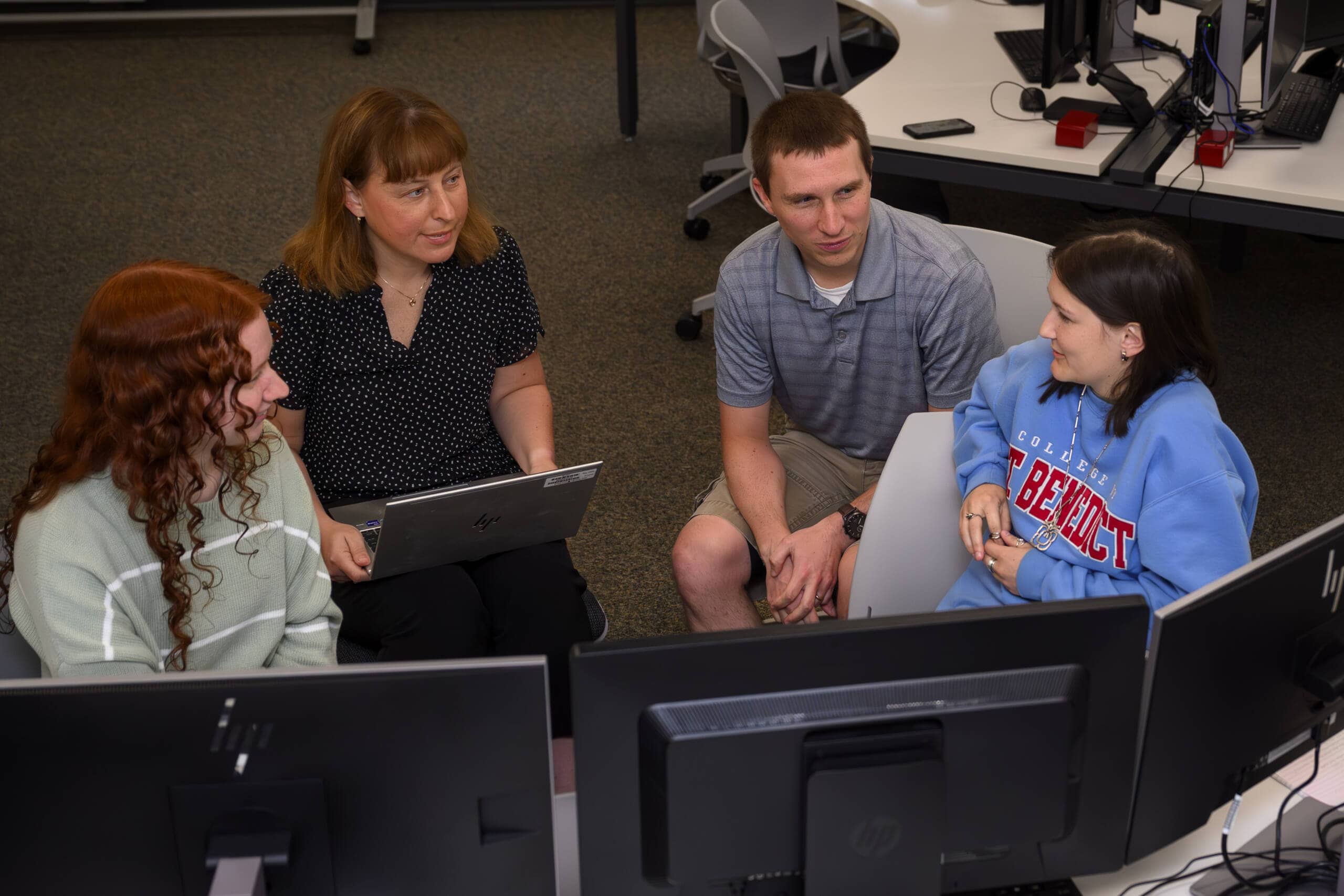 Computer science students develop AI platform for use in nursing courses